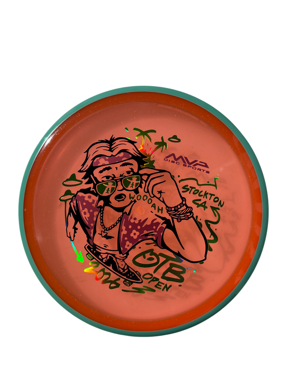 Närbild Axiom Particle Proton Soft Hex 2026 OTB Open disc golf midrange Discspot